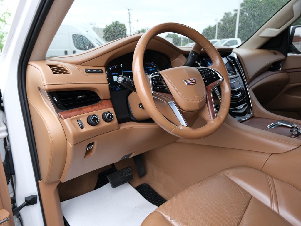 2016 Cadillac Escalade Platinum Edition