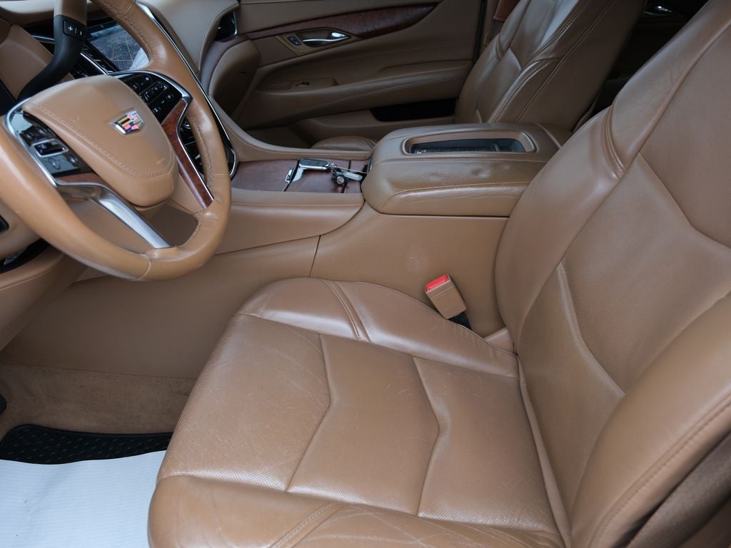 2016 Cadillac Escalade Platinum Edition