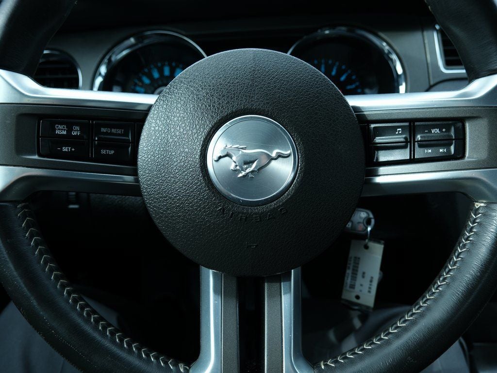 2014 Ford Mustang V6