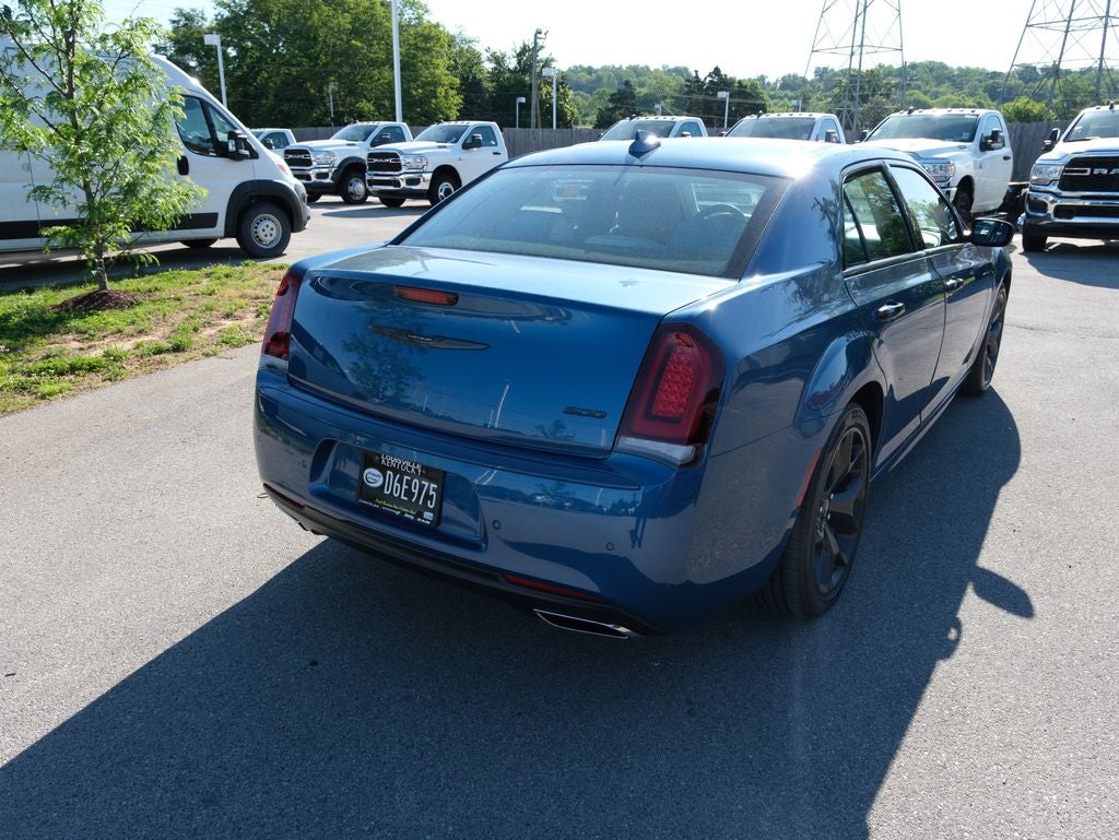 2022 Chrysler 300 Touring