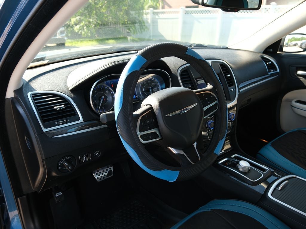 2022 Chrysler 300 Touring