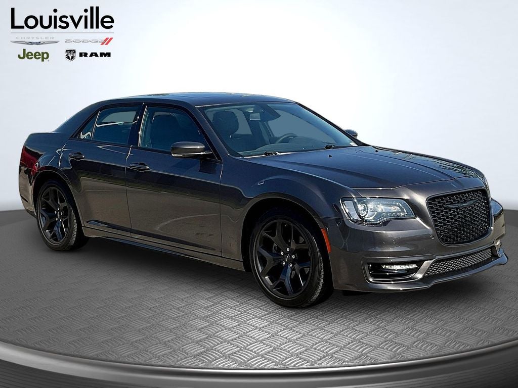 2023 Chrysler 300 Touring
