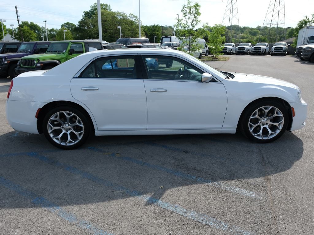 2018 Chrysler 300 C