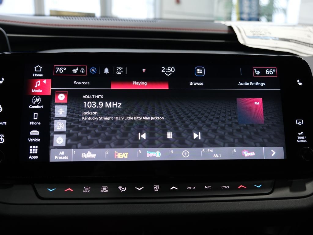 2026 Dodge Charger R/T Blacktop