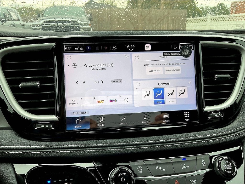 2026 Chrysler Pacifica Select