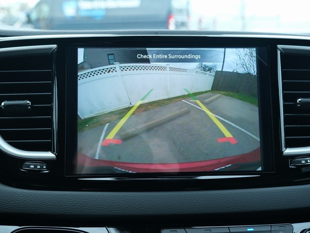 2026 Chrysler Voyager LX