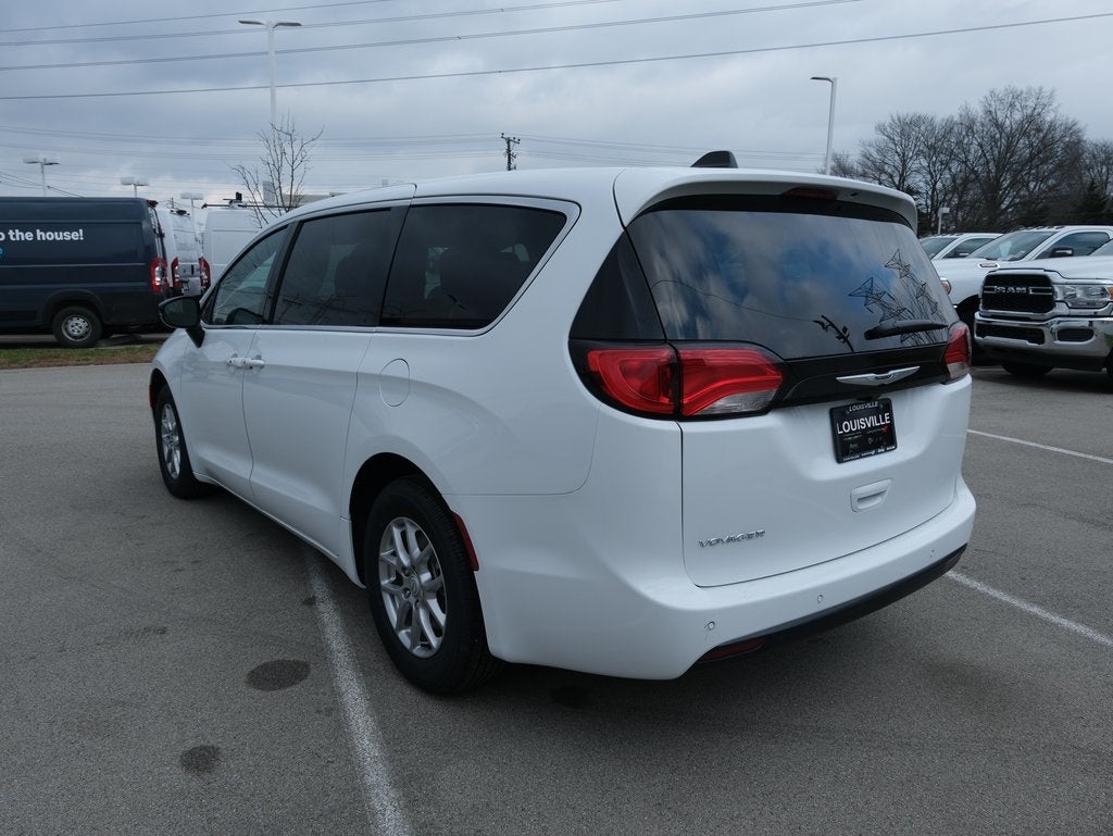 2026 Chrysler Voyager LX