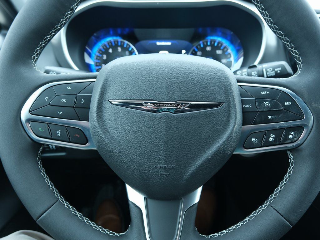 2026 Chrysler Voyager LX