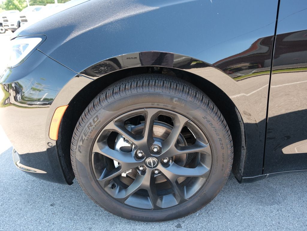 2026 Chrysler Pacifica Limited S