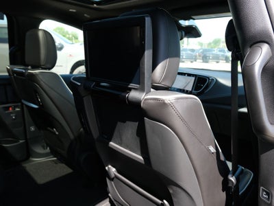 2026 Chrysler Pacifica Limited S