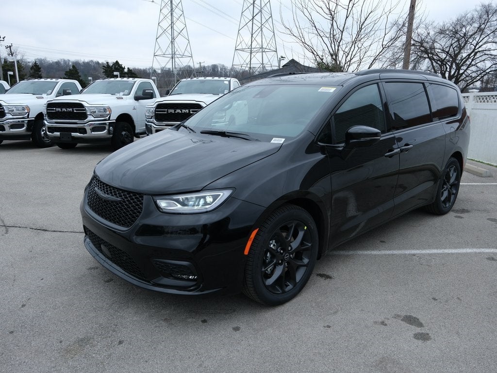 2026 Chrysler Pacifica Limited