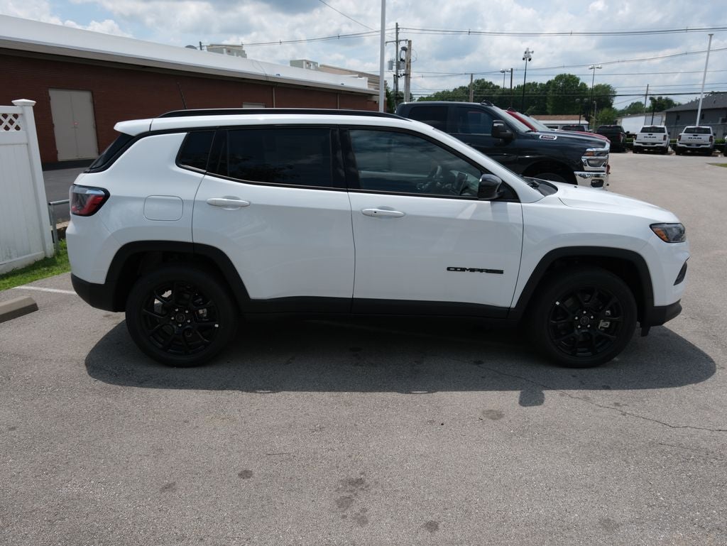 2026 Jeep Compass Latitude Altitude