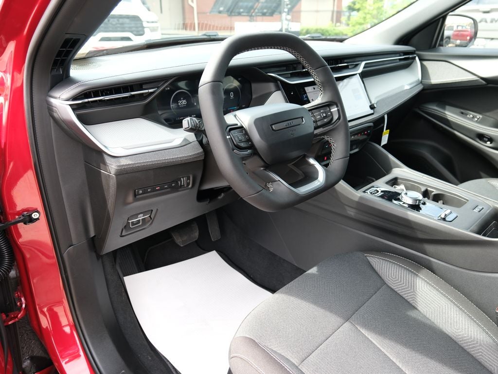 2026 Jeep Cherokee Laredo