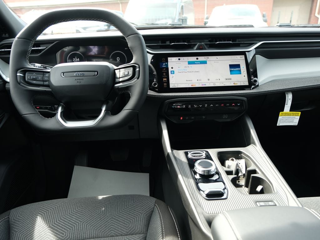 2026 Jeep Cherokee Laredo