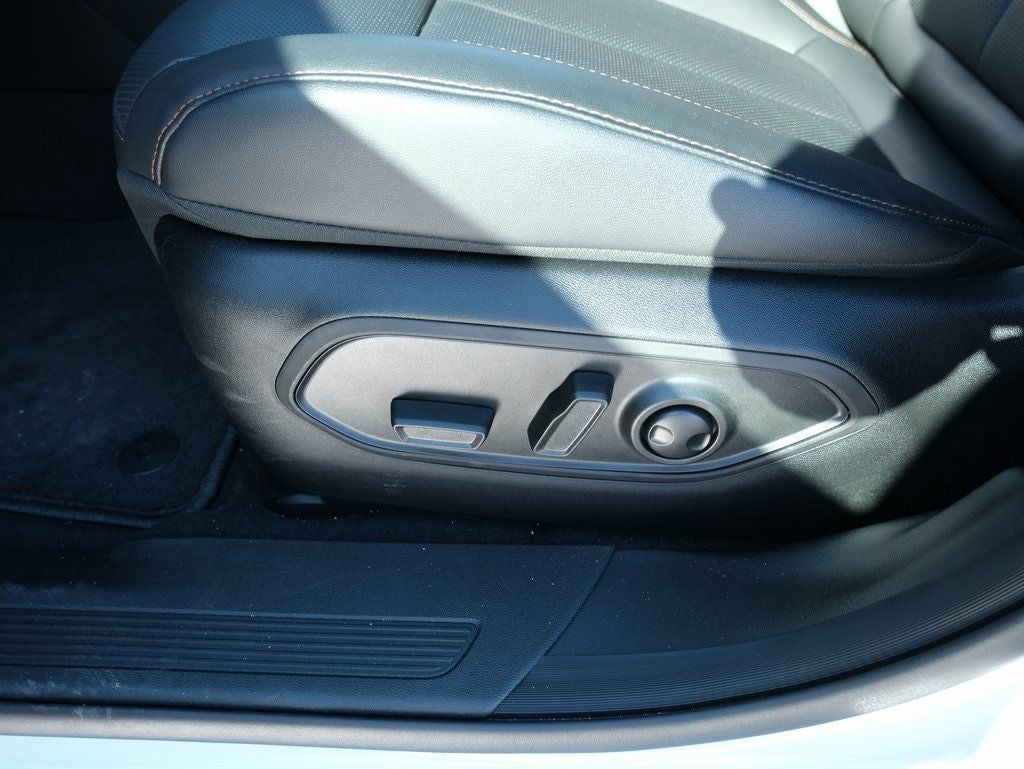 2026 Jeep Cherokee Laredo Limited