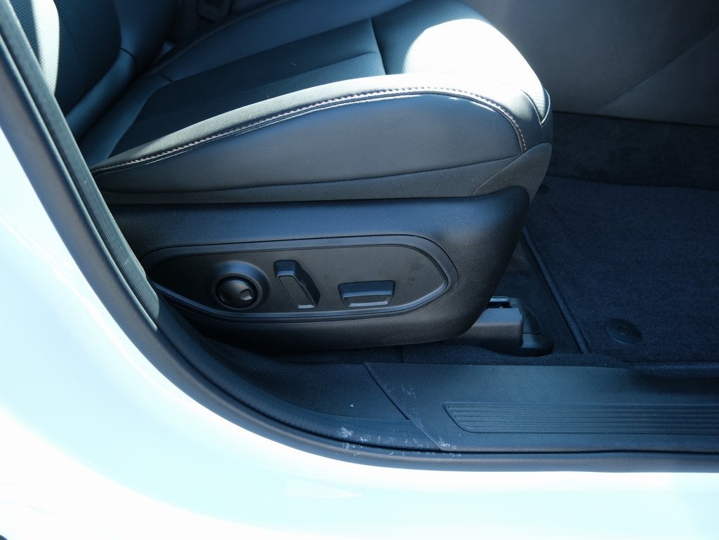 2026 Jeep Cherokee Laredo Limited