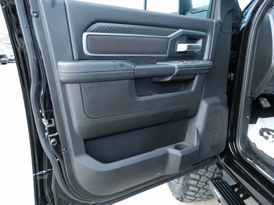 2025 RAM 2500 Big Horn Black Widow