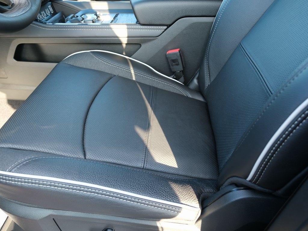 2026 RAM 2500 Limited Night Edition