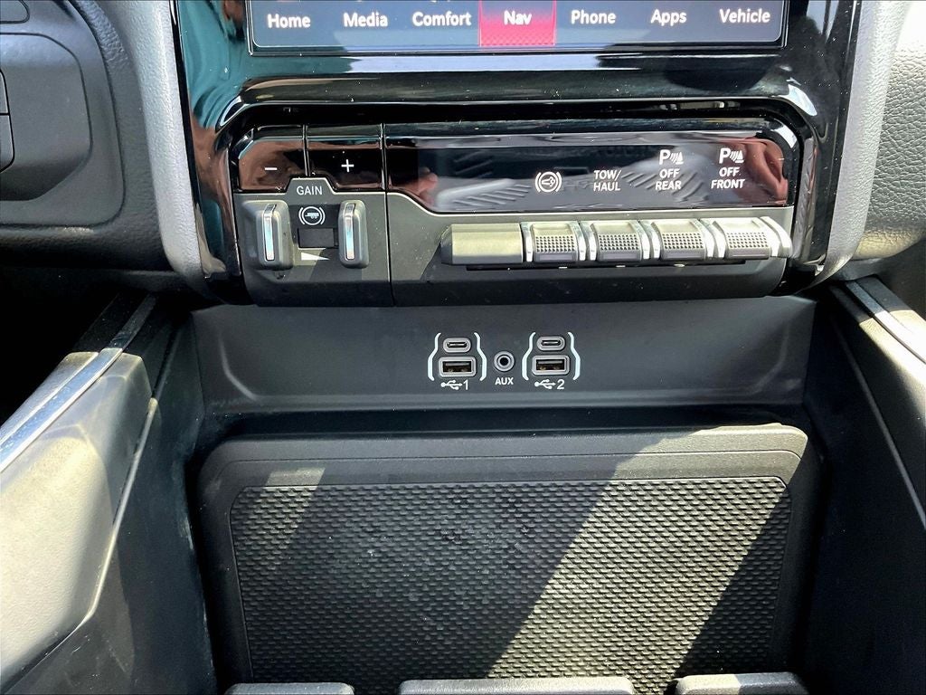 2025 RAM 3500 Big Horn Night Edition