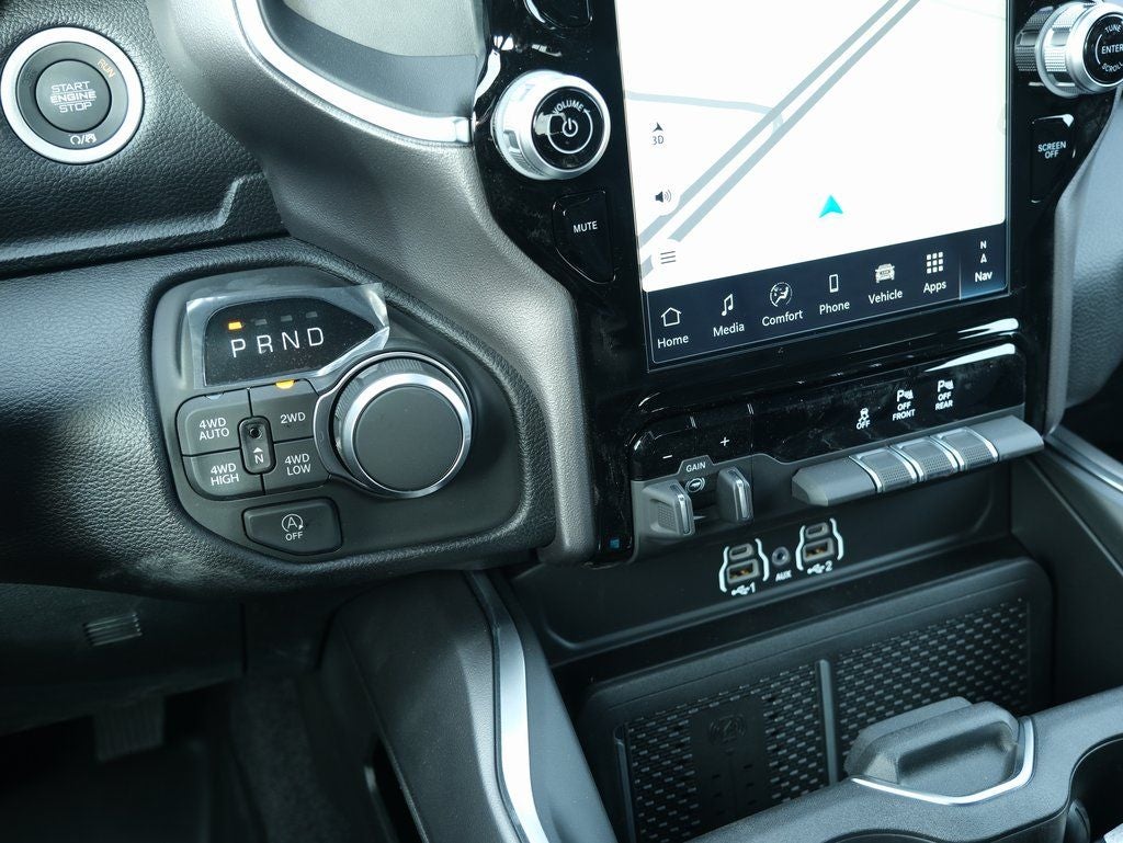 2026 RAM 1500 Big Horn/Lone Star Night Edition