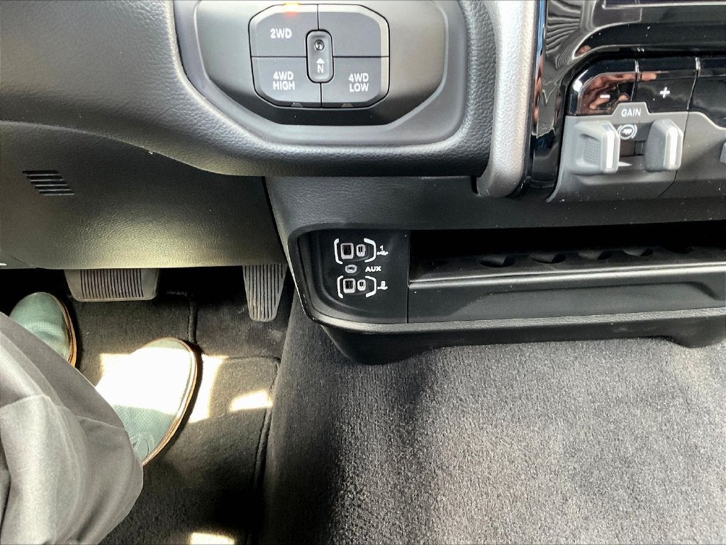 Photo 19
