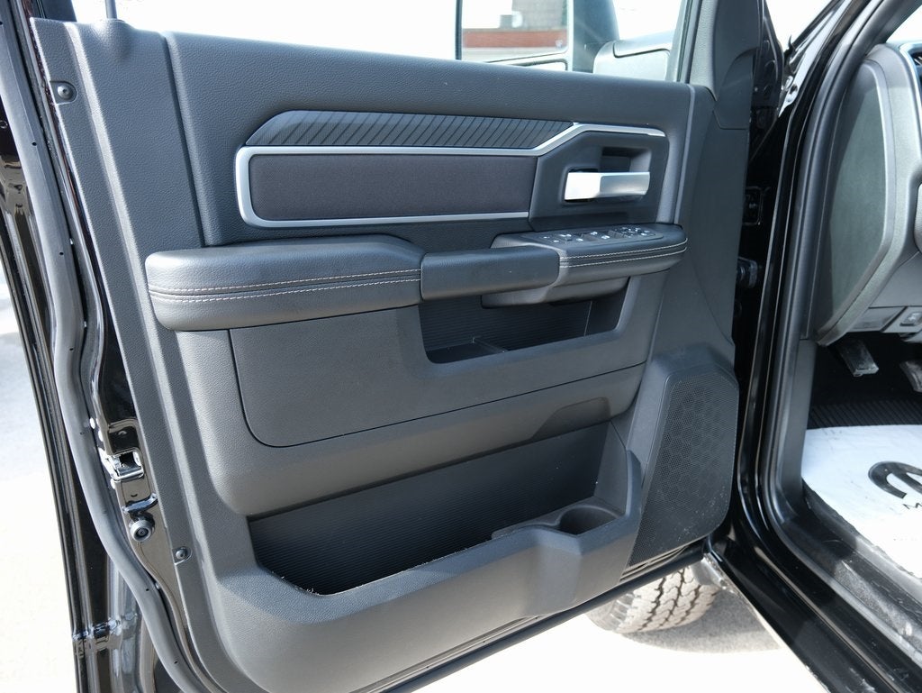 2026 RAM 2500 Big Horn Night Edition