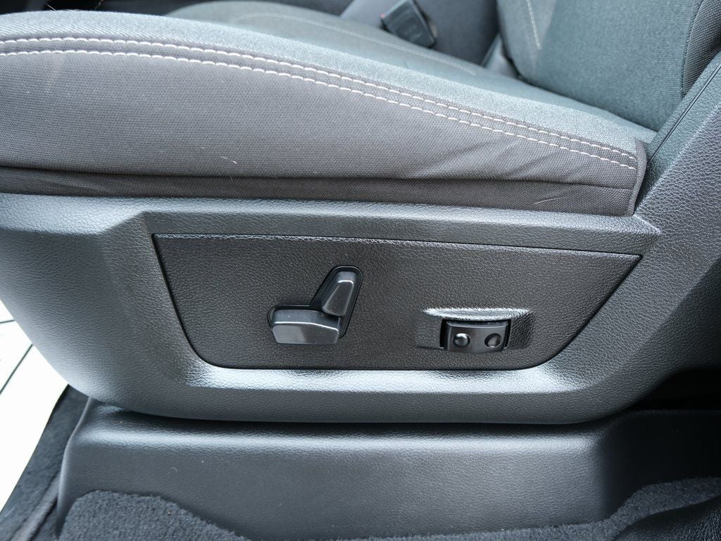 2023 RAM 2500 Big Horn Night Edition