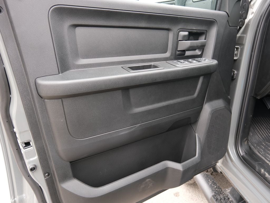 2026 RAM 2500 Tradesman Black Express