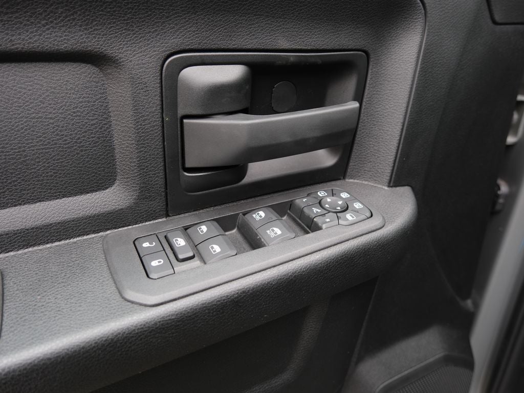 2026 RAM 2500 Tradesman Black Express