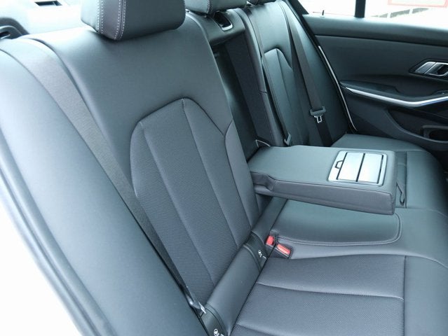 2022 BMW 3 Series 330i xDrive