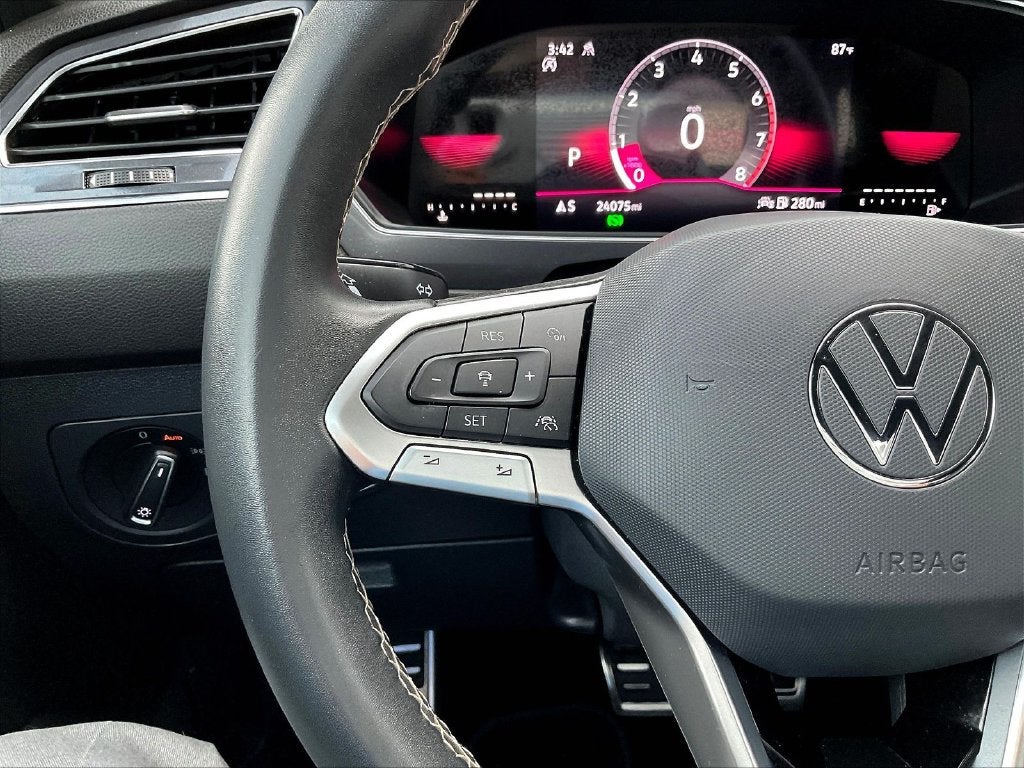 2023 Volkswagen Tiguan 2.0T SE R-Line Black