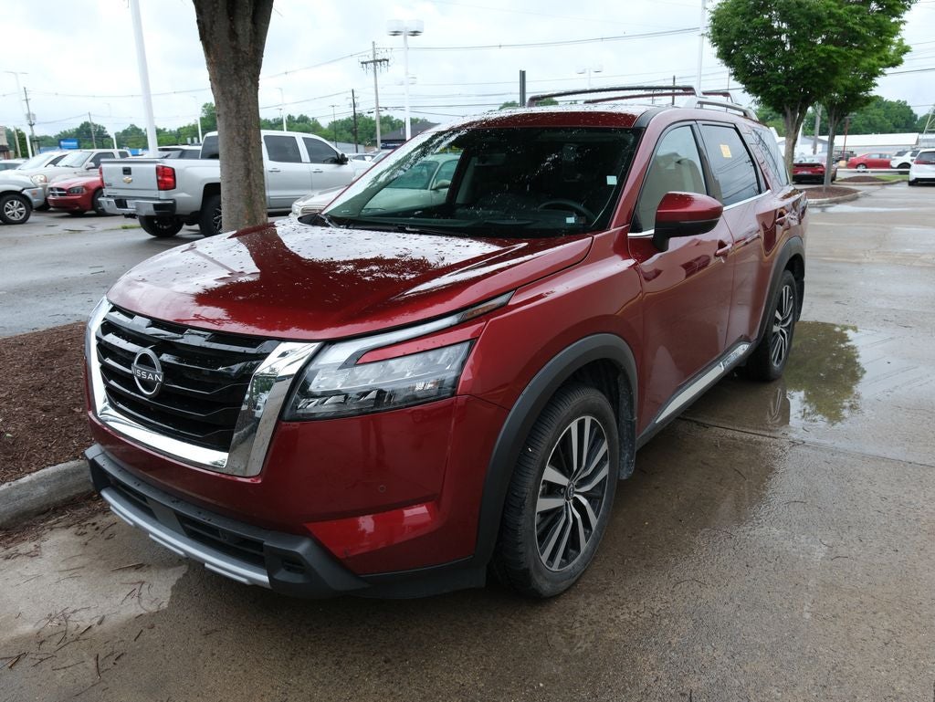 2025 Nissan Pathfinder Platinum