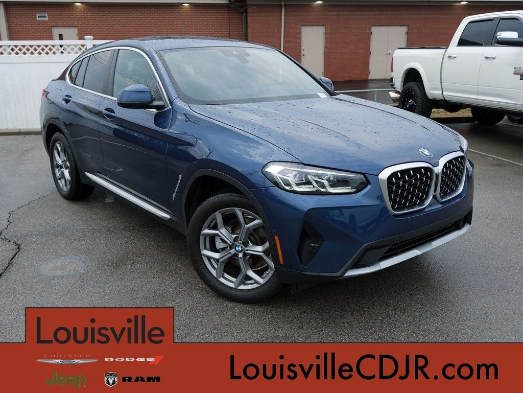 2025 BMW X4 xDrive30i