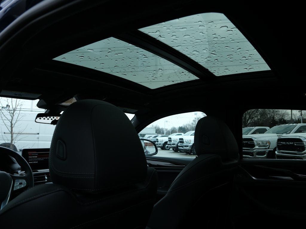 2025 BMW X4 xDrive30i