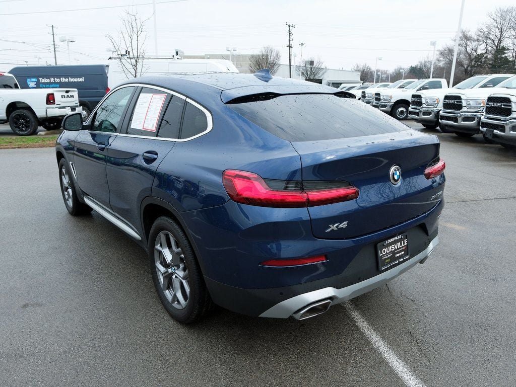 2025 BMW X4 xDrive30i
