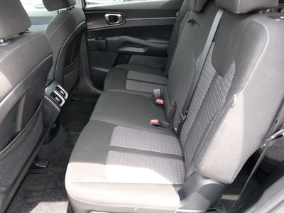 2025 Kia Sorento LX