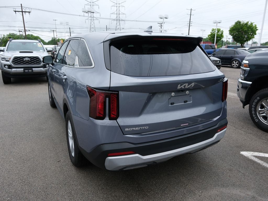 2025 Kia Sorento LX
