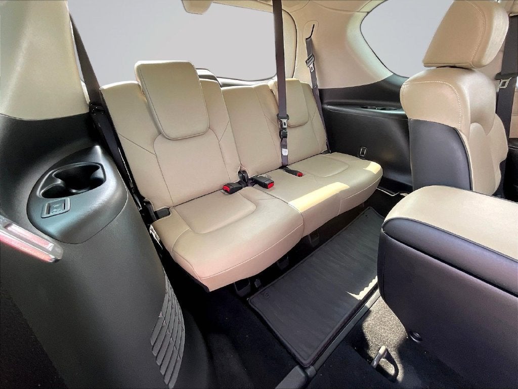 2023 INFINITI QX80 Premium Select