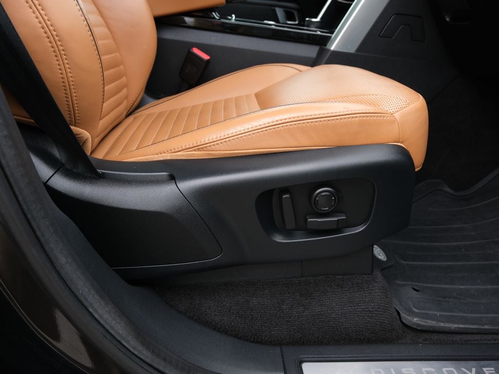 2020 Land Rover Discovery HSE