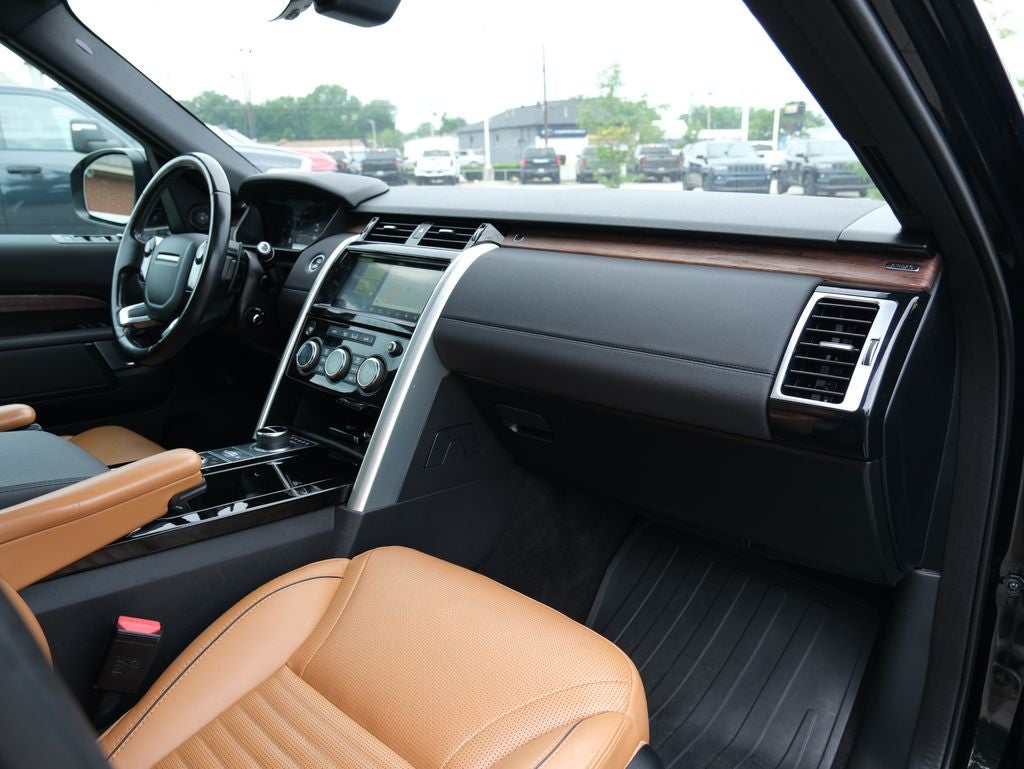 2020 Land Rover Discovery HSE