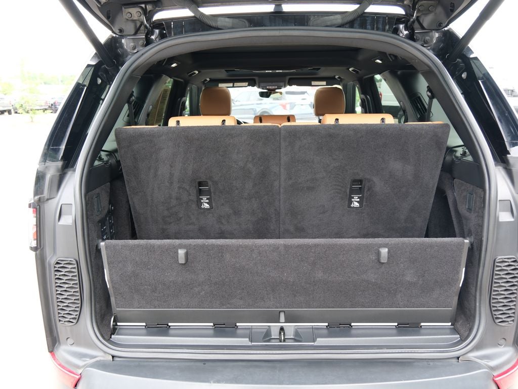 2020 Land Rover Discovery HSE