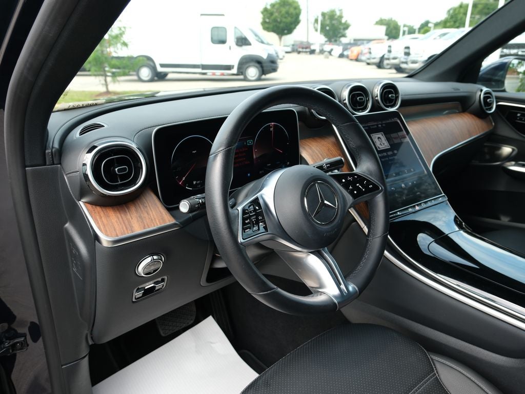 2023 Mercedes-Benz GLC GLC 300