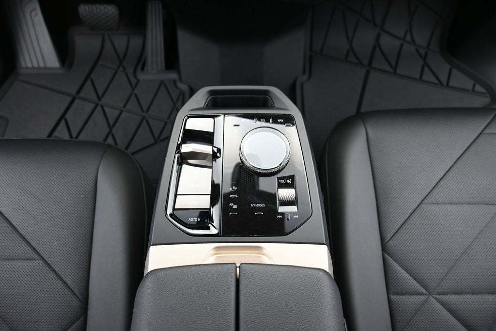 2024 BMW iX xDrive50