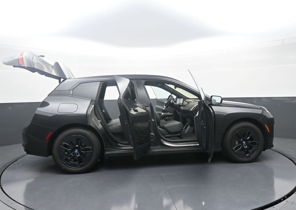 2024 BMW iX xDrive50