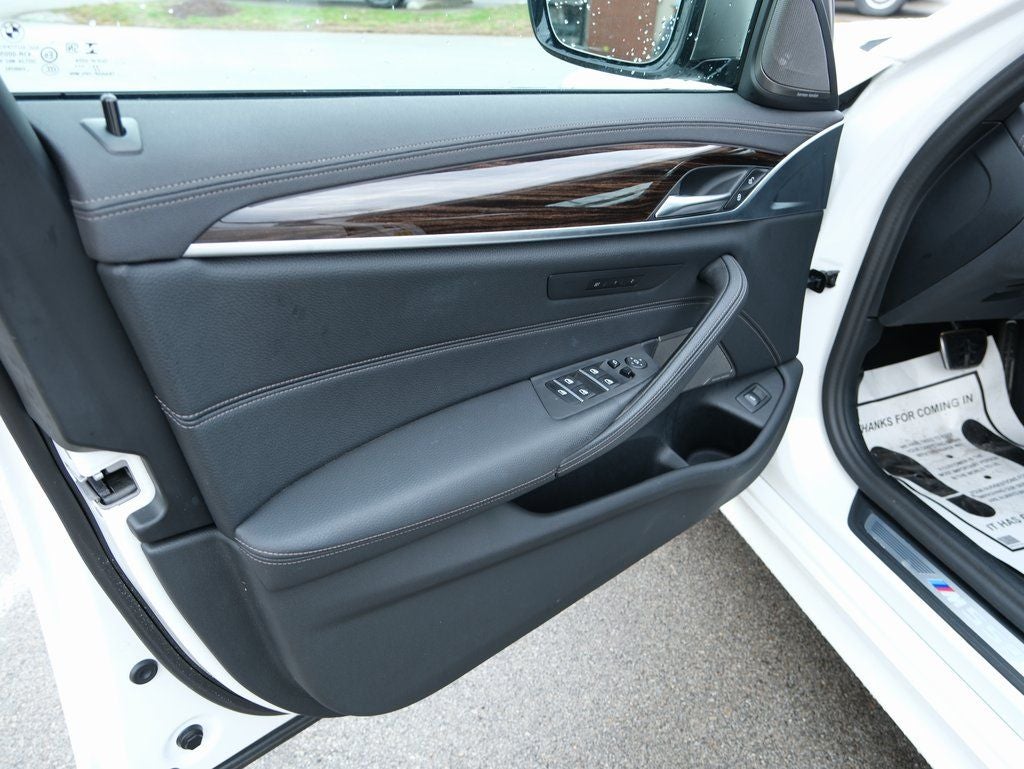 2023 BMW 5 Series M550i xDrive