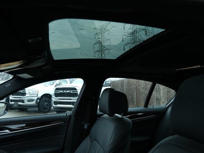 2023 BMW 5 Series M550i xDrive