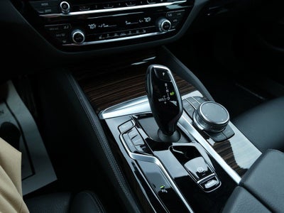 2023 BMW 5 Series M550i xDrive