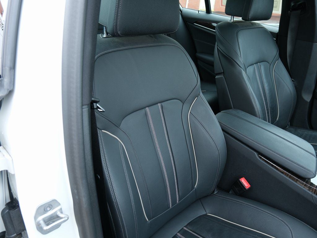 2023 BMW 5 Series M550i xDrive