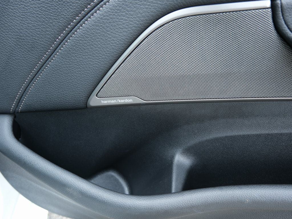 2023 BMW 5 Series M550i xDrive