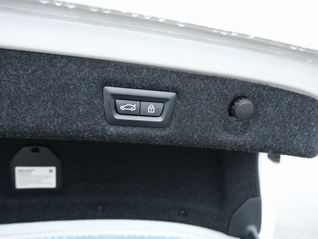 2023 BMW 5 Series M550i xDrive